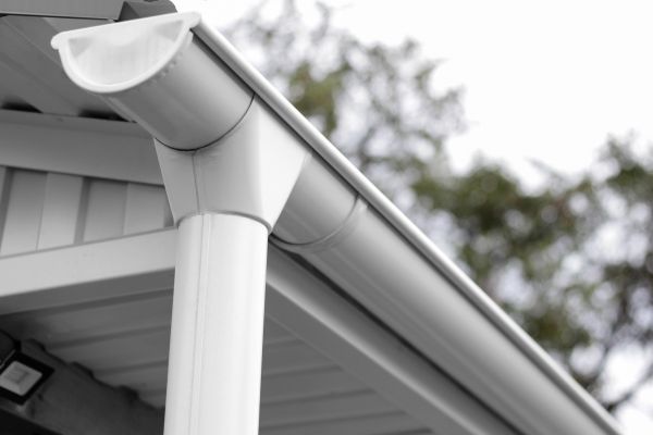 Vinyl Gutters Installation in San Mateo