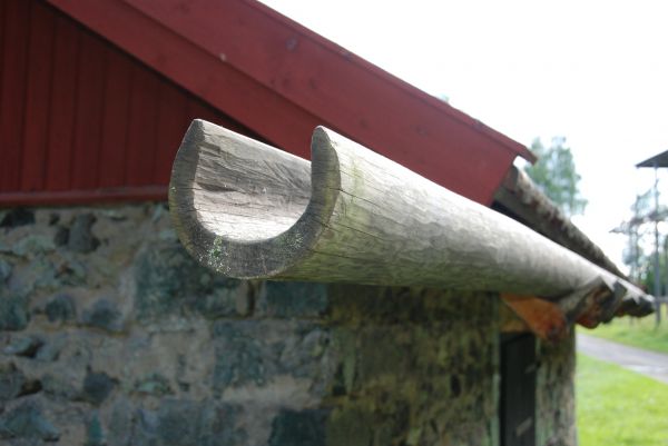Wooden Gutter Repair in San Mateo