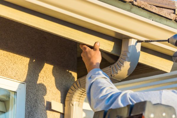 Aluminum Rain Gutter Service in San Mateo